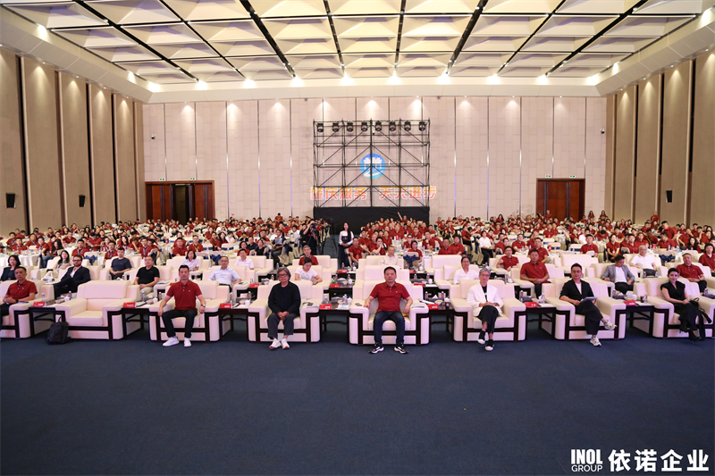 大合影.jpg