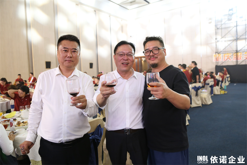 IMG_2967_wm__12300902.jpg